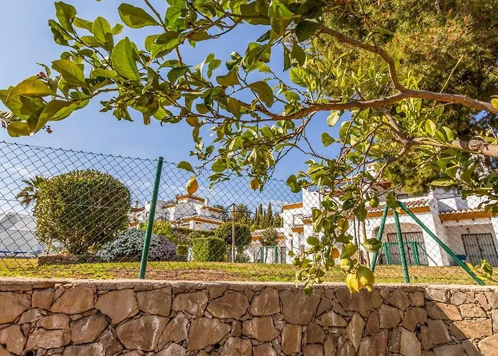 Castillo De Zalia Conjunto Rural Alcaucín